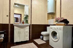 Квартира 2-ком на просп.Соборном 212 (бульвар Шевченко). Апартаменты 4-местный на проспекте Соборный 212 12