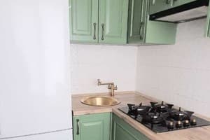 2-ком. по ул. Запорожской 15 7