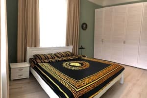 2-комнатная квартира, ул. Фанатская 1