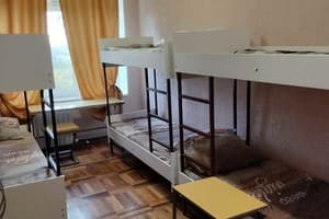 Хостел Cosmos. Место в общем 6-местном номере  4