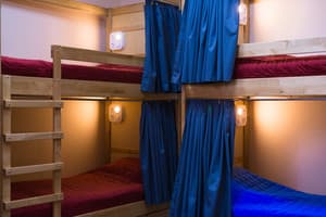 Хостел Dream Hostel Zaporizhia . Место в общем 6-местном номере  3