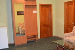 Отель Sfinks. Улучшенный двухместный двухкомнатный 3