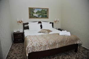 Отель Slava. Люкс двухместный двухкомнатный 1