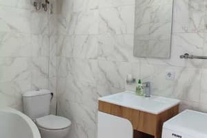 Студія з ванною в центрі Олександрівського району 5