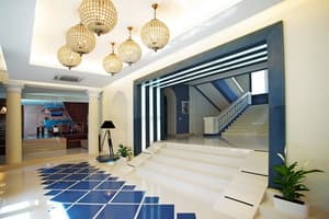 Театральный 3