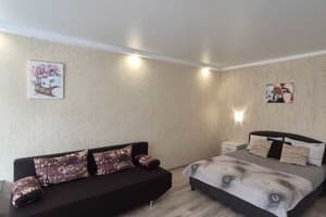 на проспекте Соборный, возле автовокзала 3