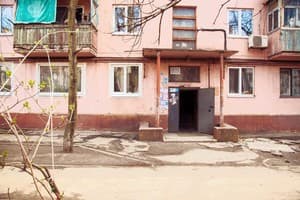 Квартира на ул. Независимой Украины 65б. Полулюкс двухместный на ул. Независимой Украины 65-Б 9