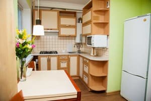 Квартира на ул. Независимой Украины 65б. Полулюкс двухместный на ул. Независимой Украины 65-Б 4