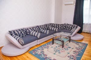 на вул.Сталеварів 7 2