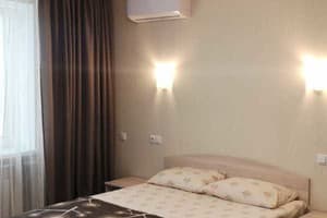 Квартира возле театра, ул. Почтовая 55. Люкс двухместный  3